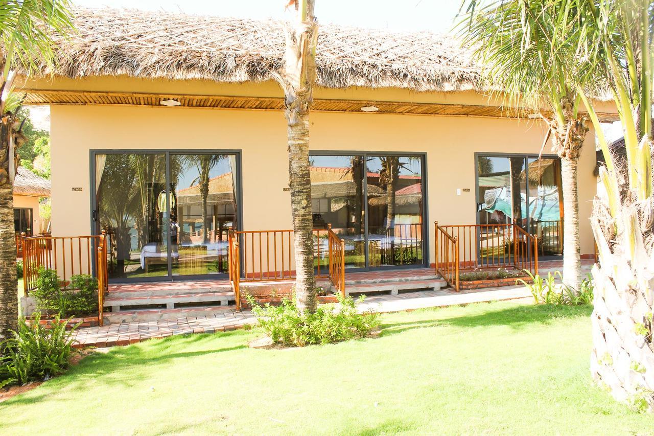 Eagles Beach Resort Phan Thiet Exterior foto